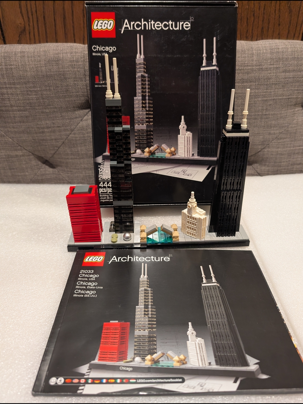 LEGO Architecture Chicago 21033 W/Box and Instructions